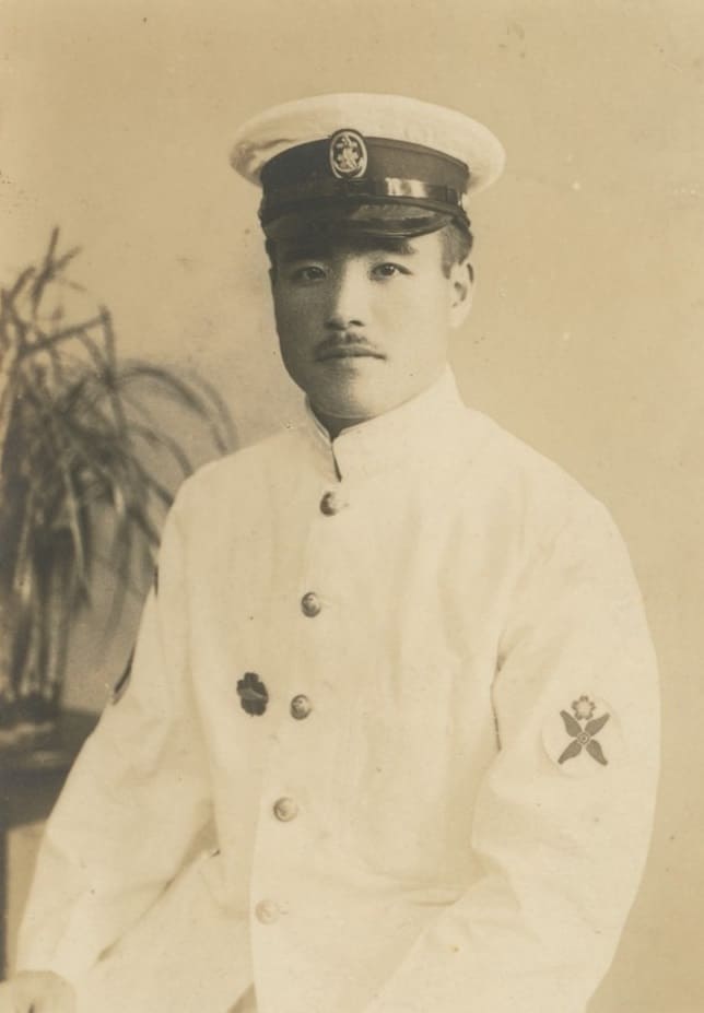 Engineering petty officer first class.jpeg