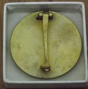 大禮使闢僚員徽章  Enthronement Staff Member Badge.jpg