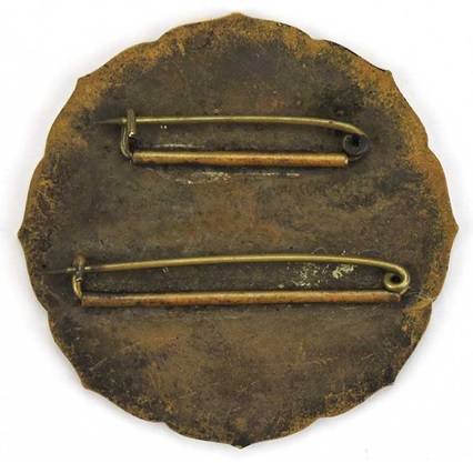 Executive's Badge of Greater Japan National Defense  Women's Association 大日本國防婦人會役員章.jpg