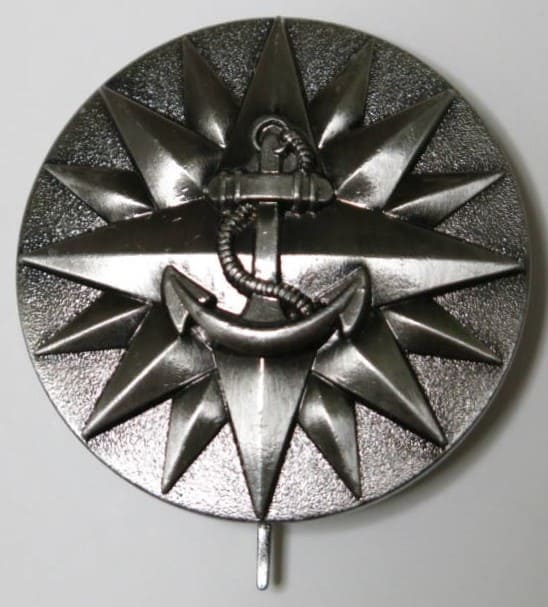 Fake 1st Type Naval Academy Graduation Badge.jpg