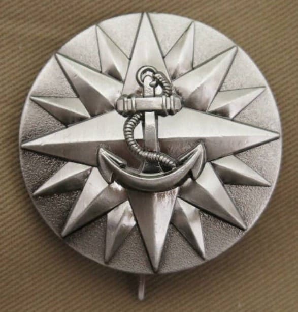 Fake 1st Type  Naval Academy Graduation Badge.jpg