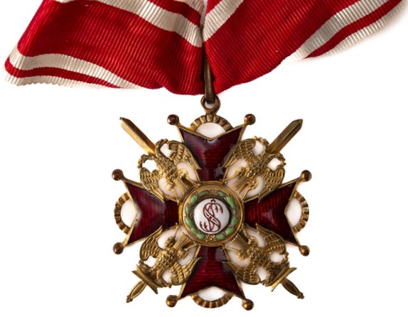 Fake 3rd class Saint Stanislaus order made by Eduard in bronze.jpg