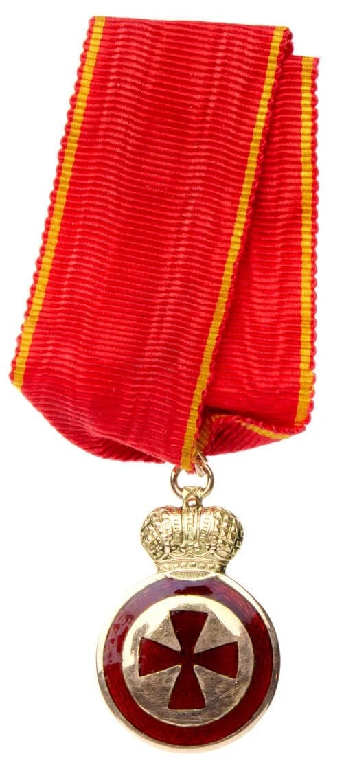 Fake 4th class order of Saint Anna for foreigners.jpg