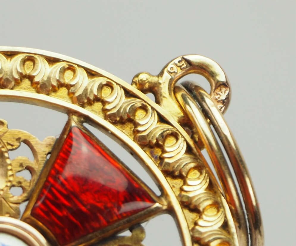 Fake Badge of an Official of the Order of St.Anna.jpg