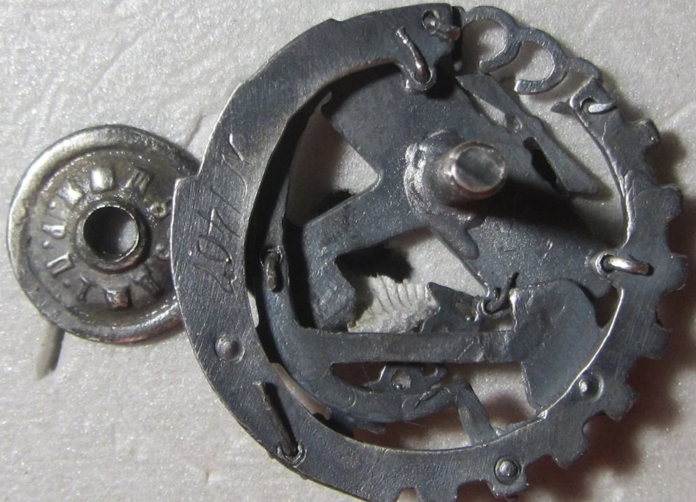 Fake Badge of  the Dobrolyot.jpg