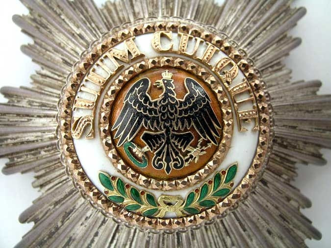 Fake  breast star of Black Eagle order.jpg
