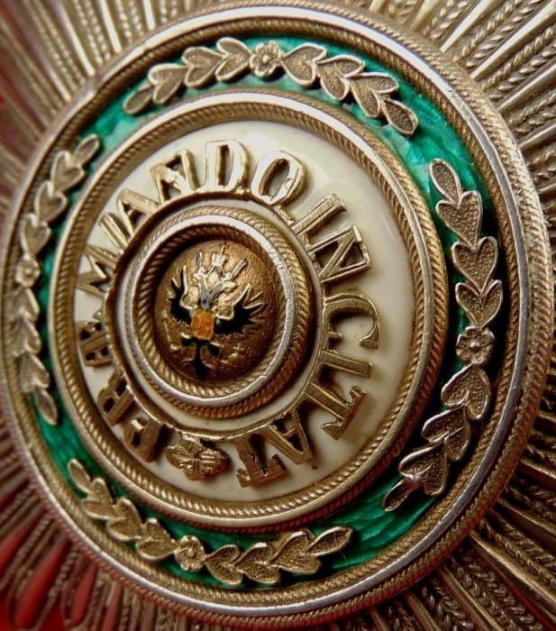 Fake breast star  of  St.Stanislaus Orders for Non-Christians.jpg