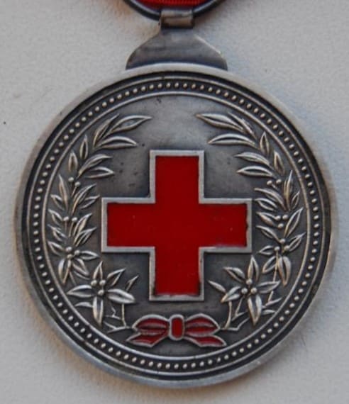Fake Chinese  Red Cross Society Medal.jpg