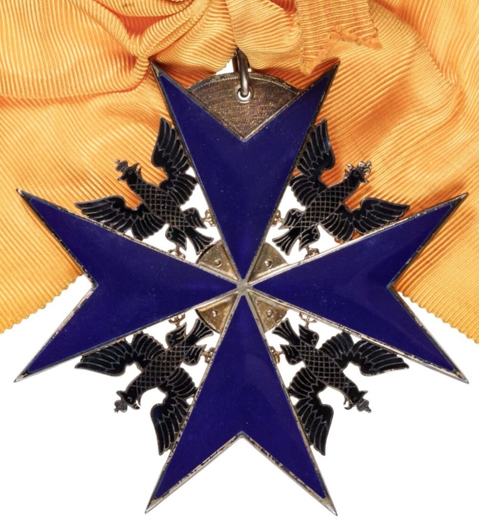 fake grand cross made by Rothe.jpg