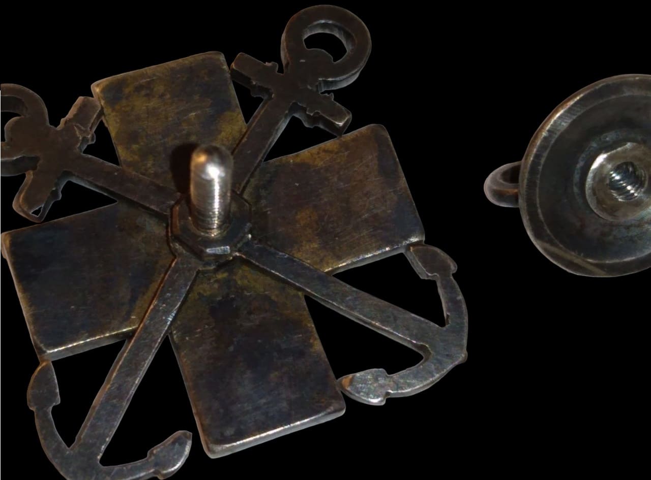 Fake Imperial Russian Water Rescue Society  Badge.jpg