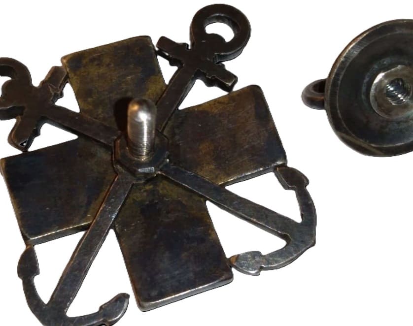 Fake Imperial Russian Water Rescue Society  Badge.jpg