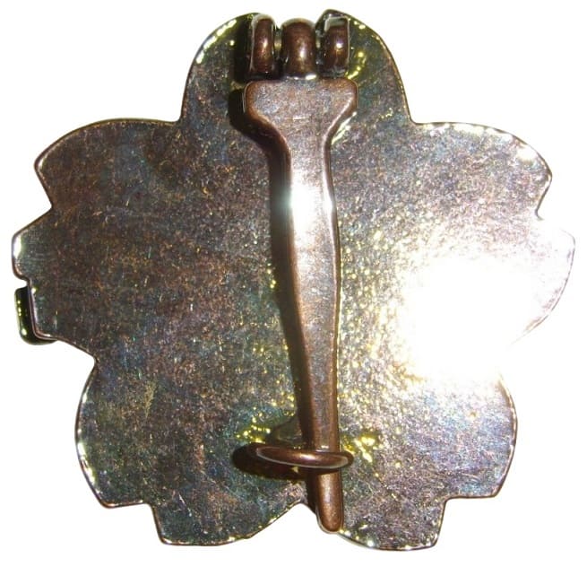 Fake Japanese  Submariner Badge.jpg