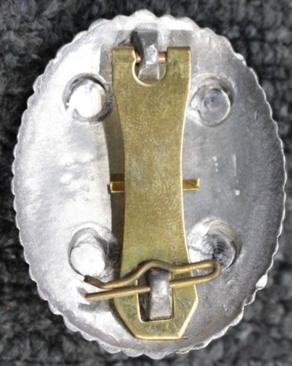 Fake of Japanese Commander Badge..jpg