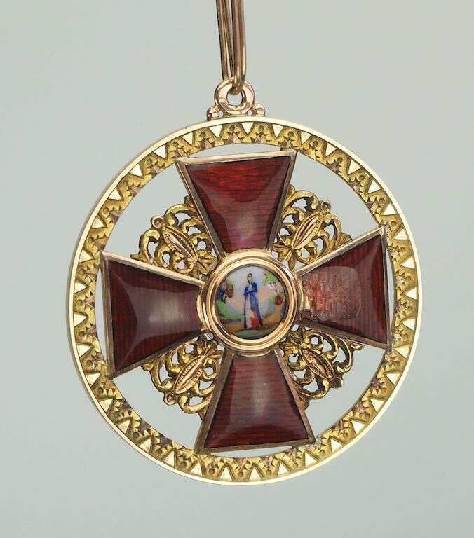 fake official’s  badge  of St.Anna order.jpeg