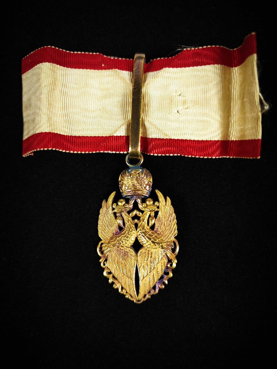 Fake  Order of the Auspicious Phoenix.jpg