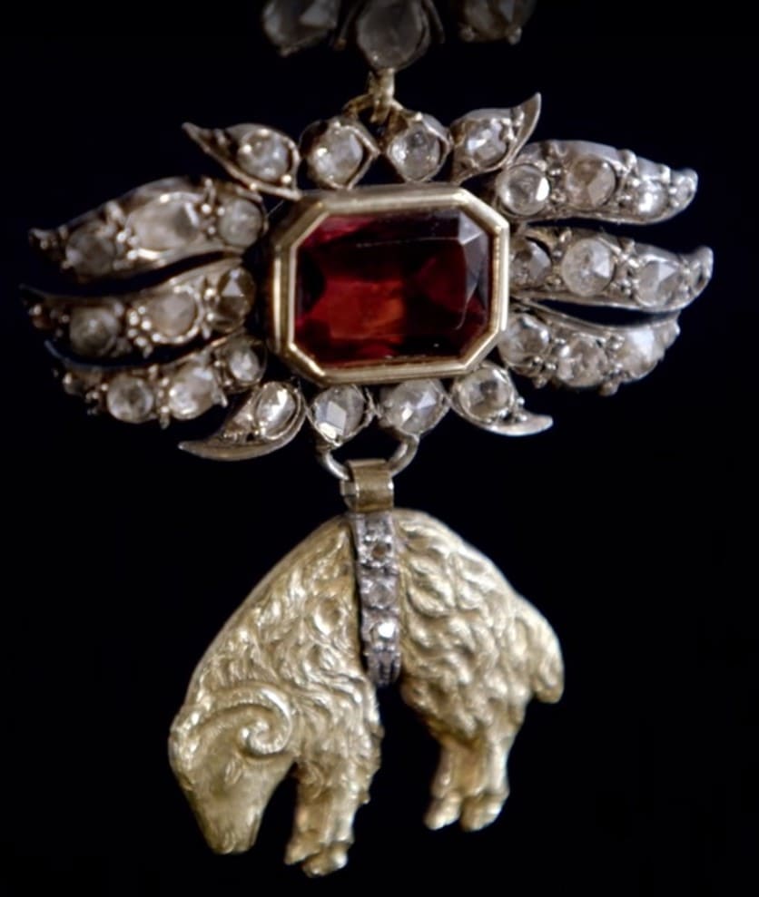 Fake  Order of the Golden Fleece.jpg