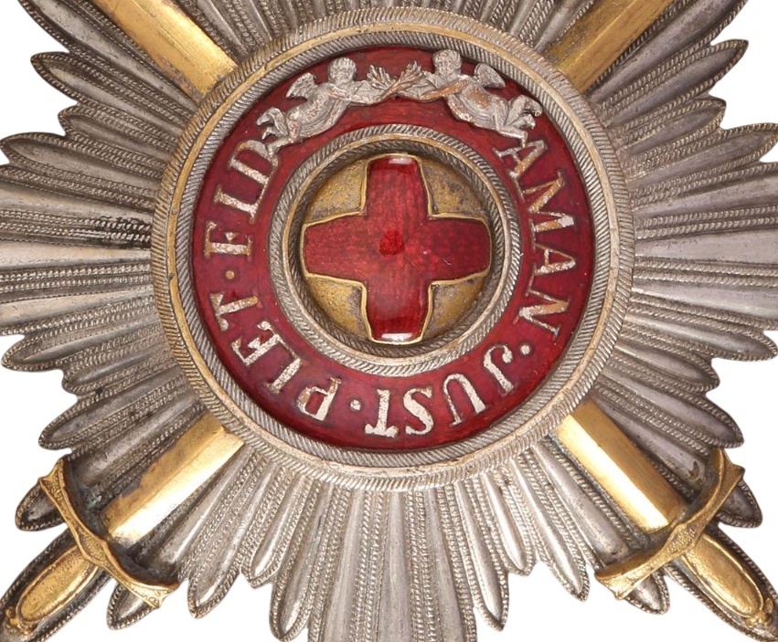 Fake Saint Anna order breast star  with swords in bronze.jpg