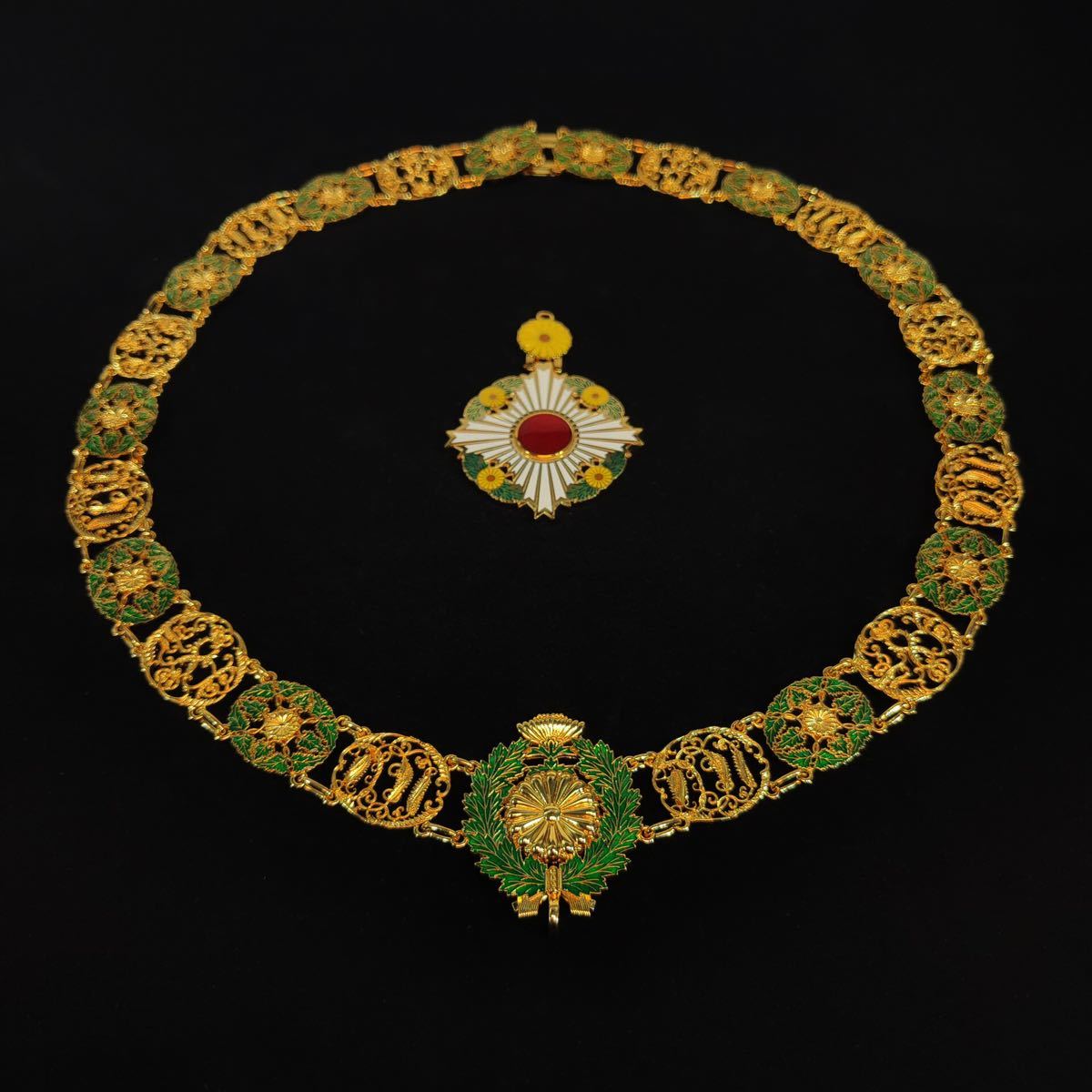 Fakes of the Order of the  Chrysanthemum.jpg