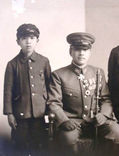 Family Photo of  Japanese Officer.jpg