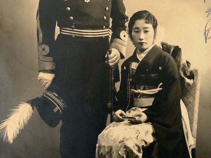 Family Photo of Japanese  Officer.jpg