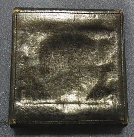 Field Cases for Japanese  Orders and Medal Bars 日本軍野戦用勲章.jpg