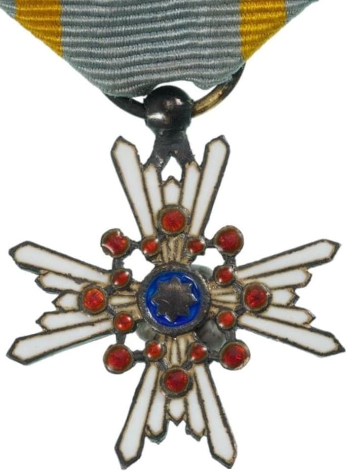 French-made miniature of Sacred Treasure order.jpg