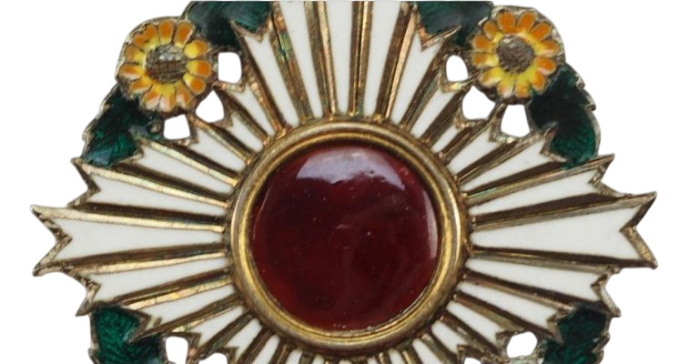 French-made Order of the  Chrysanthemum.jpg