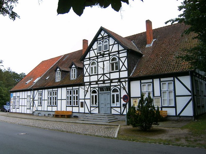 Friedrichsruh, Bismarck-Museum.jpg