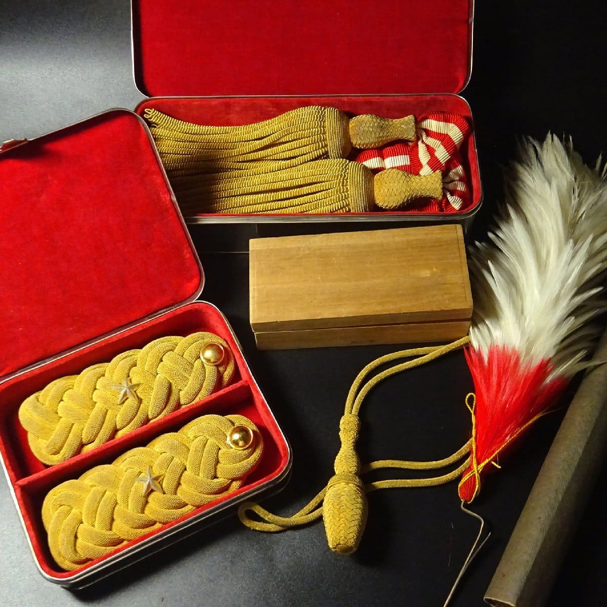 full dress uniform that belonged to major Shizuo Hirahara.jpg