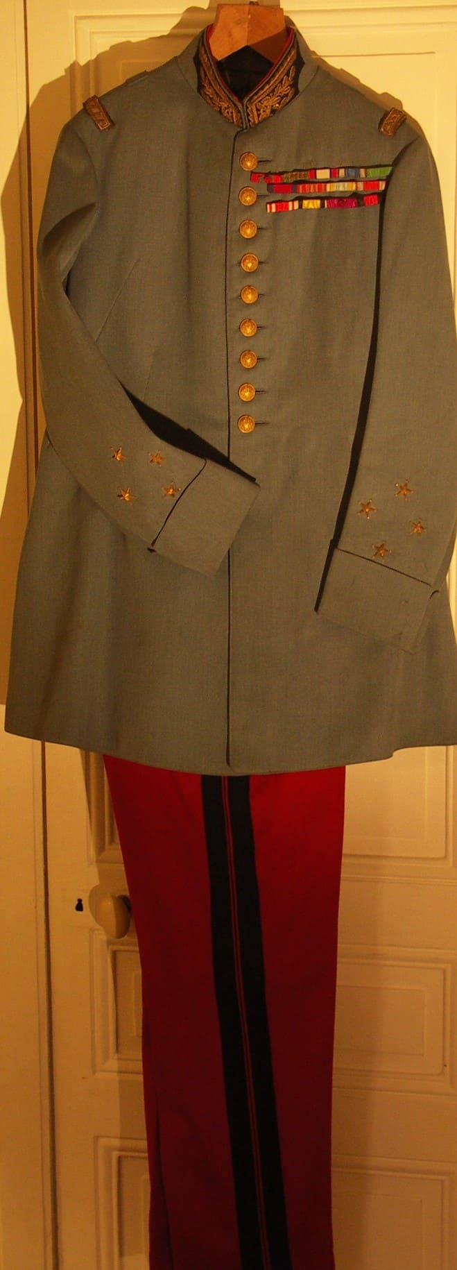 General Jean Louis Albert Linard Uniforme.jpg