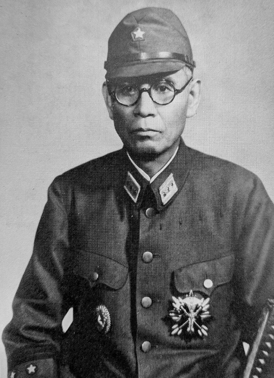 General Yasuji Okamura with shoukan badge.jpg