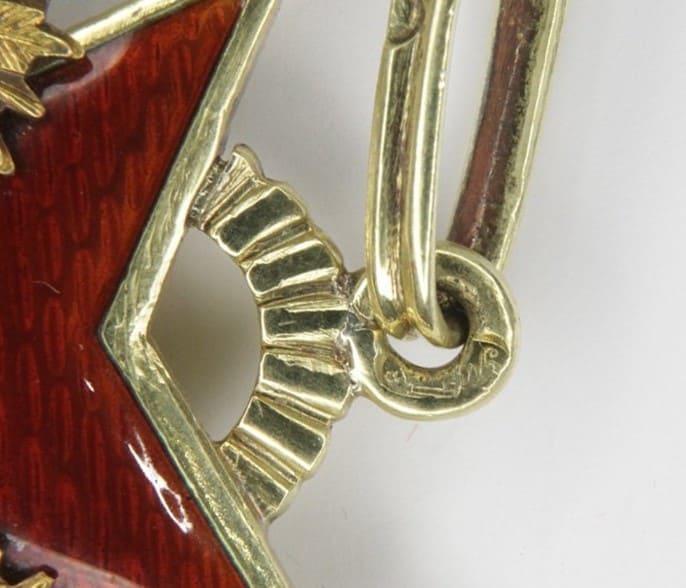 Gold hallmark.jpg