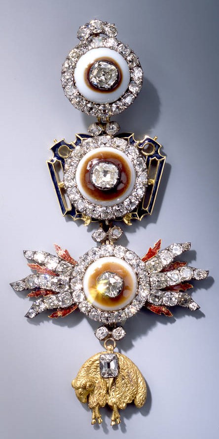 Golden Fleece with Onyx.jpg