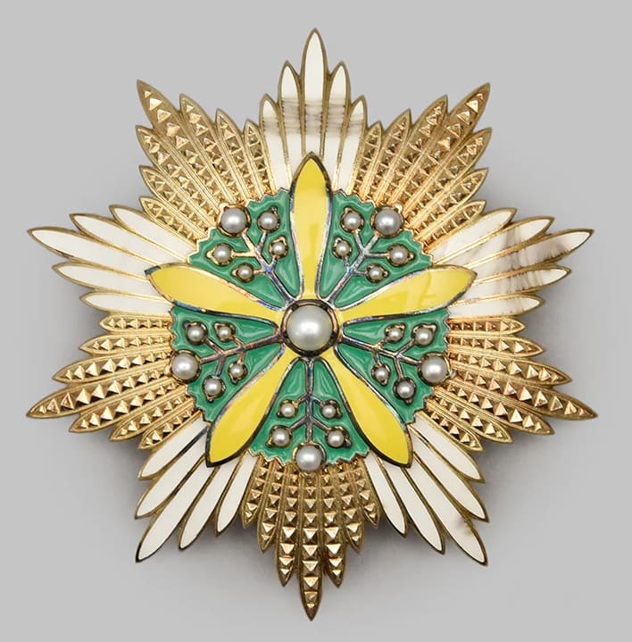 Grand Cordon of the Orchid  Blossom made  by Osaka Mint.jpg