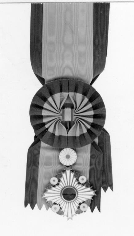 Grand Cordon  of the Order of the Chrysanthemum.jpeg