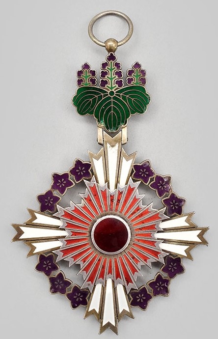 Grand Cordon of the Order of the Paulownia  Flowers.jpg