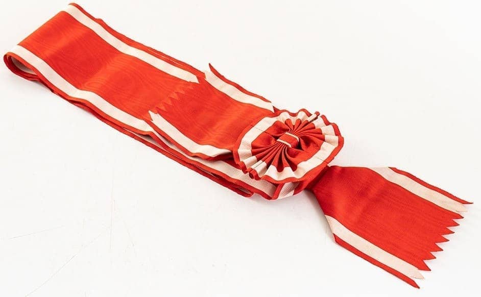 Grand Cordon  of  the Order of the Paulownia Flowers.jpg