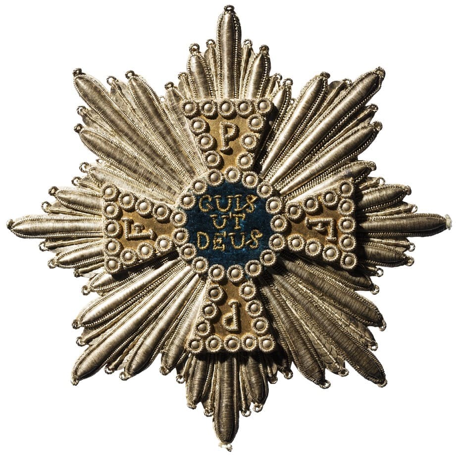 Grand Cross of the Bavarian Order of Merit of St. Michael breast star Height 10 cm.jpg