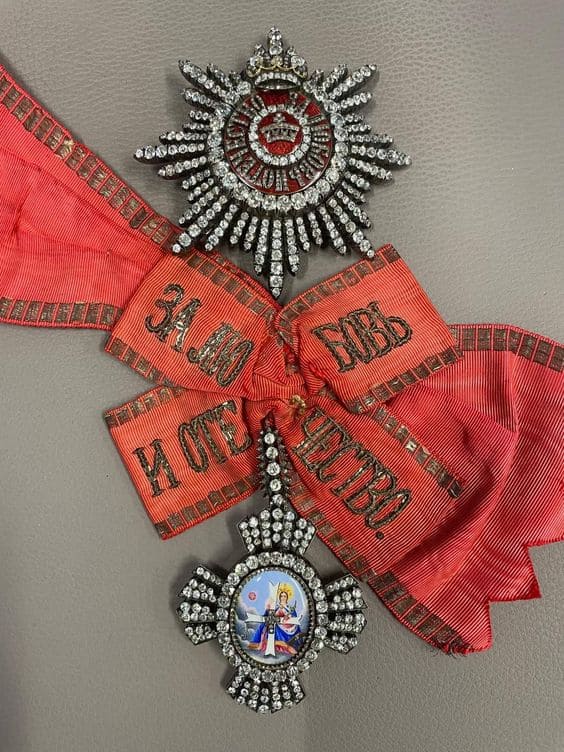 Grand Cross of the Order of Saint Catherine.jpg