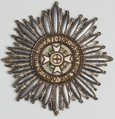 Grand Cross of the Order of the Redeemer breast star.jpg
