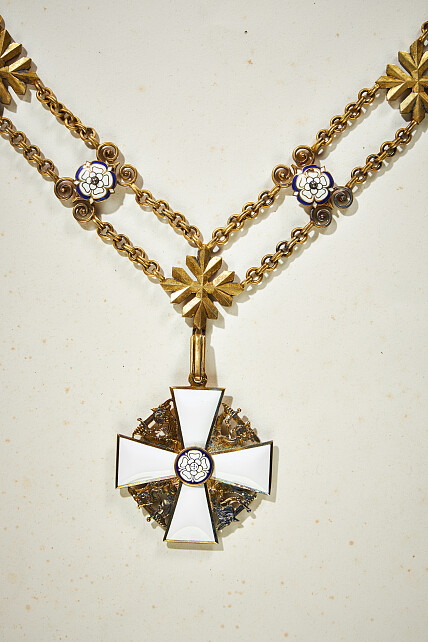 Grand Cross  of the White Rose of Finland with Collar of Erich Honecker.jpg