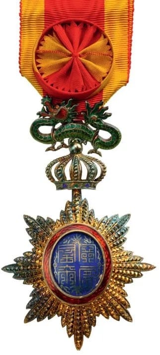 Grand  Officer's Set, 2nd Class, made by Lemaitre.jpg