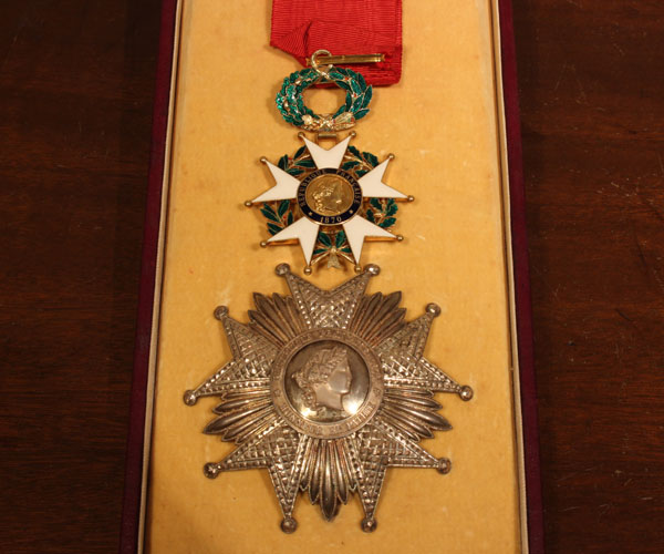 Grand officier  set of French Legion of Honour.jpg