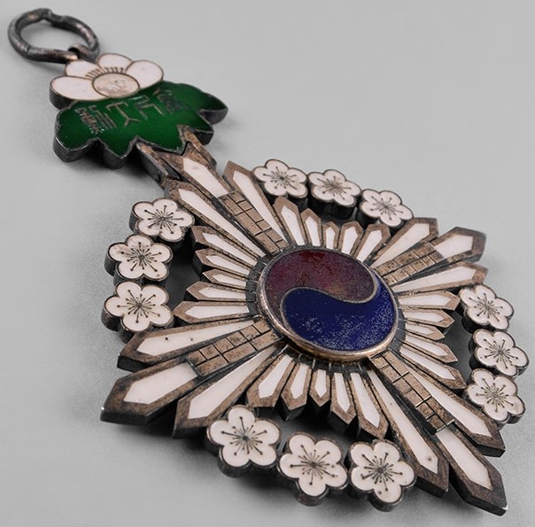 Grand Order of the Golden Ruler ---.jpg