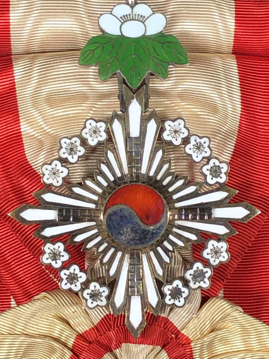 Grand  Order of the Golden Ruler.jpg