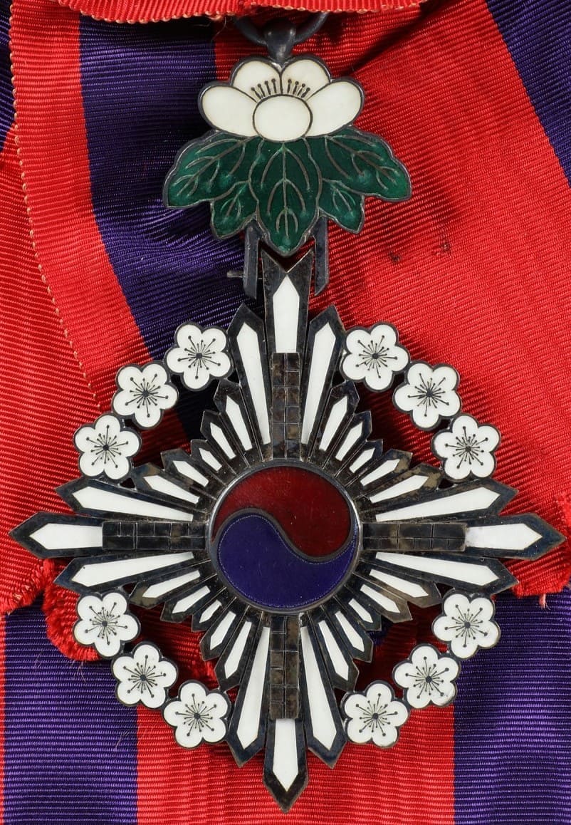 Grand  Order of the Golden Ruler.jpg
