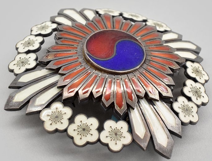 Grand Order of the Plum  Blossoms.jpg