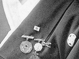 Greater Japan Women's Patriotic Association Badges  in Photo.jpg