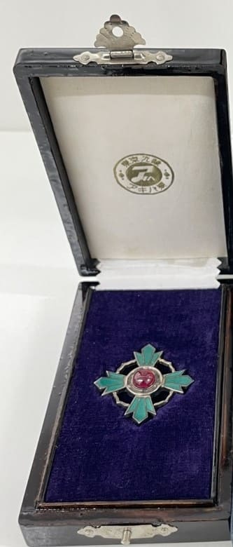 Green Cross Silver Badge.jpg