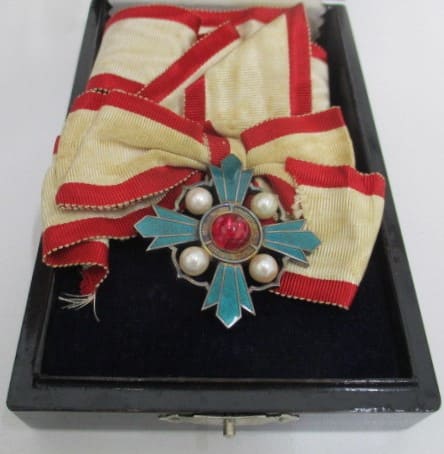 Green Cross Traffic Safety Honor Badge  made  by Akiba workshop.jpg